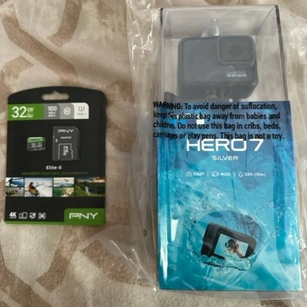 GoPro Hero7 Bundle with Protective Housing - Silver